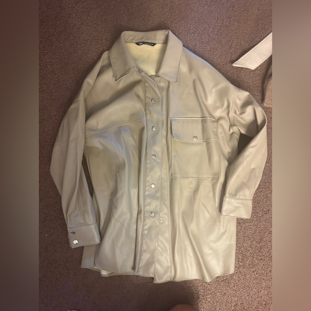 Zara women’s leather shacket tan color size XXL